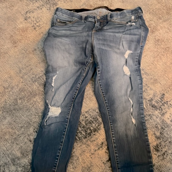 Torrid Sky High Skinny jeans - Picture 2 of 5